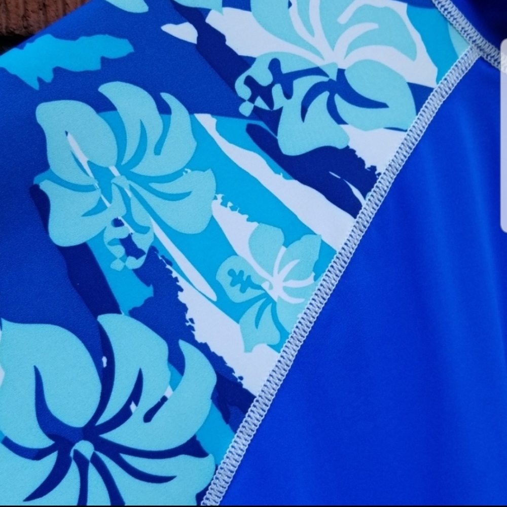 Mens Rashguard - Picture 3 of 8